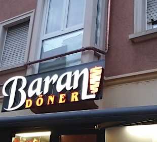 Zum Abendessen bei Baran Döner in der Wolfsgasse