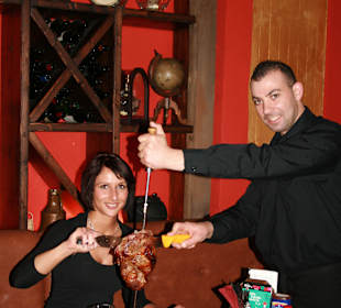 Cortadore serviert Fleisch
