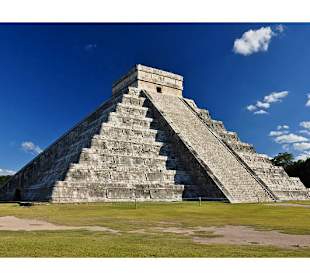 Santi Tour/Playa del Carmen in Chichen Itza