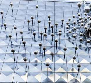 Skulptur "Licht und Bewegung"