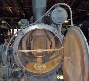 Blick in den geöffneten Kesselbereich