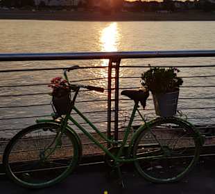 Uferpromenade Düsseldorf