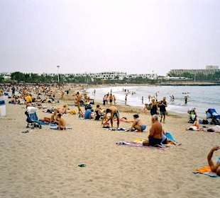 Playa de las Cucharas - Hauptstrand der Costa Teguise