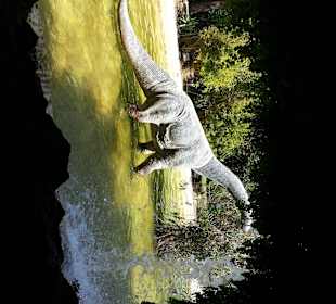 Dinosaurier im Park
