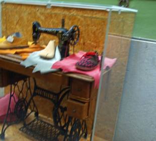 Alte Pfaff im Schaufenster