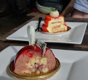 Süße Versuchungen im Café "Sweet Maesalong"