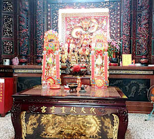 Tempel am Elephant Mountain Xiangshan Hiking Trail