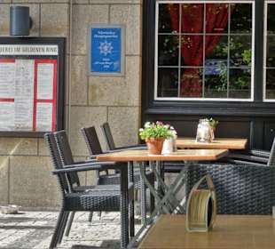 Außenplätze des Gasthauses Im Goldenen Ring