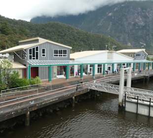 Abfertigungsgebäude