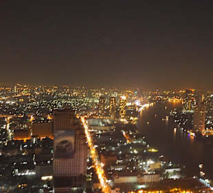 Ausblick aus dem 65. Stockwerk von der Rooftopbar