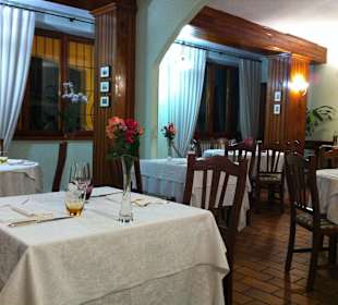 Gemütliche Gaststube im Violetta