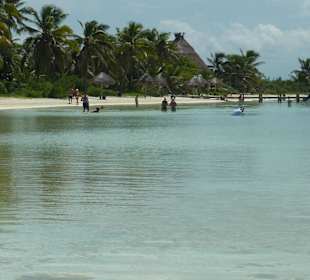 Wie im Paradies die Lagune der Insel