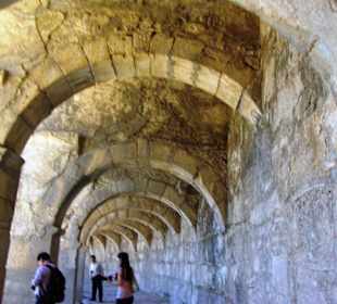 Aspendos An/Abfahrt Landschaft