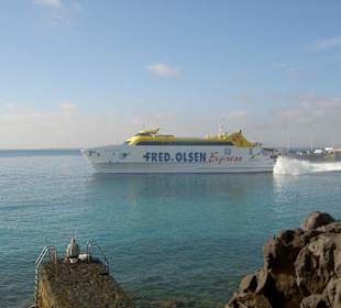 Hafen von Playa Blanca