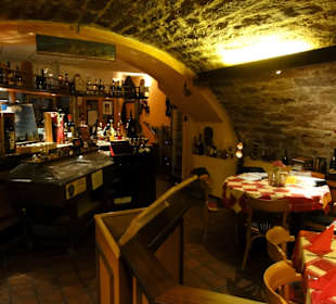 Impressionen aus dem Gastraum des Taormina