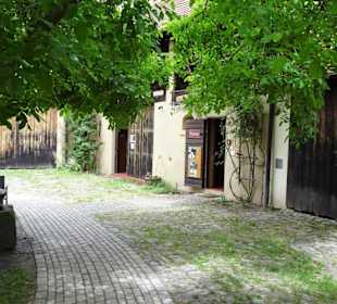 Im Hof des Bauernmuseums