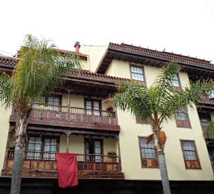 Auch große Balkonhäuser