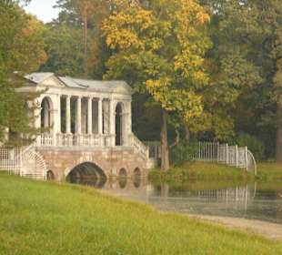 Katharinenpark in Pushkin - Marble Bridge (1774)