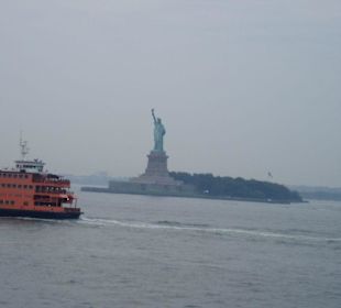 Vorbei an der Freiheitsstatue