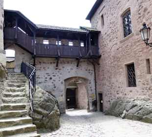 Burgtor mit Übergängen