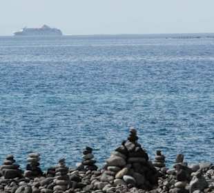 Steinmännchen am Meer