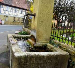 Der Dorfbrunnen