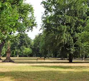 Spaziergang über den Golzheimer Friedhof