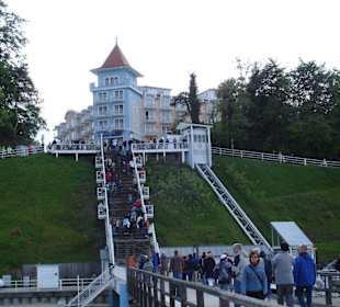 Niedergang zur Seebrücke Sellin