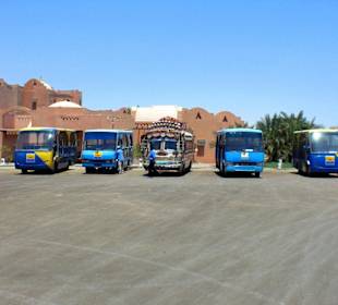 Busstation Downtown (El Gouna)