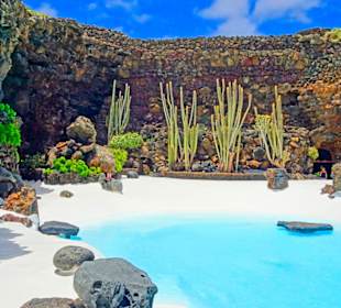 Einbruch in die Lavahöhle