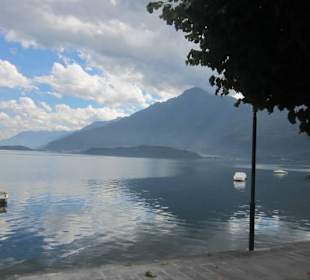 An der Uferpromenade