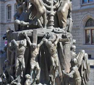 Ansichten des Christentum-Denkmals