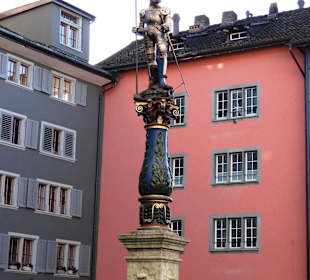 Бравый швейцарский солдат-наемник