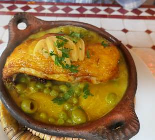 Beim marokkanischen Rest. Tajine zum Abendessen
