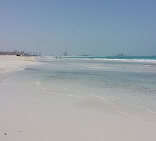 Saadiyat Beach, wunderschöner & langer Sandstrand