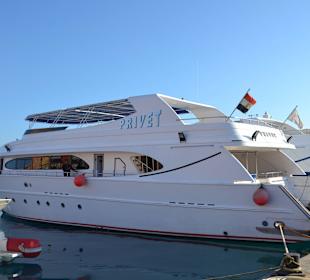 Mit dem Boot zu den Inseln