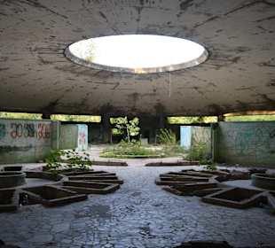 Ruine Badhaus des Sanatoriums