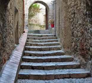 Eindrücke aus der Altstadt von Villefranche