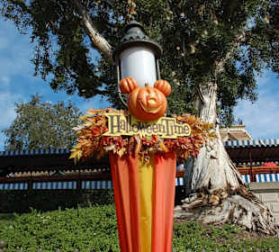 Halloween im Disneyland Oktober 2011
