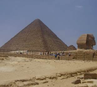 Die Sphinx und die Pyramide