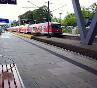 Im Bahnhof