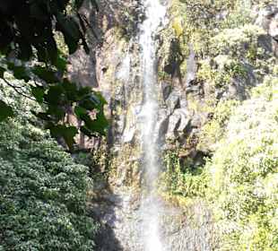 Die Grösse der zahlreichen Wasserfälle ...