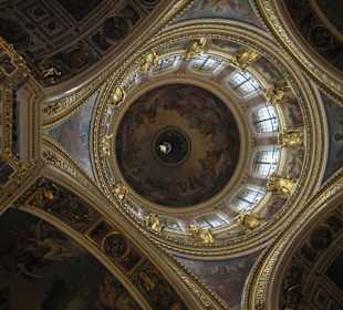 Die gewaltige Kuppel innen