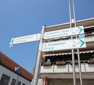 Wegweiser Vorderreihe