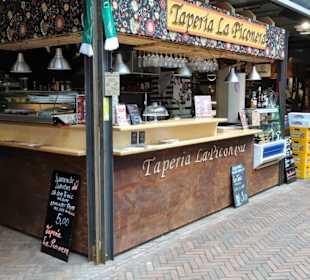 Rundgang durch die Markthalle Acht