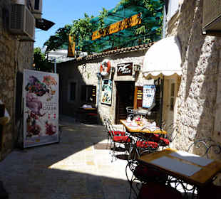 Schmucke Gasse