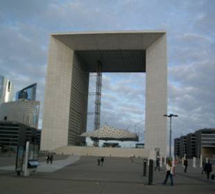 Grand Arche in La Defense