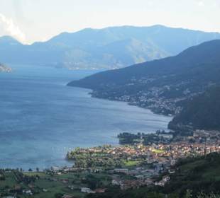 Blick von Peglio auf den Comer See