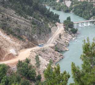 Hier fließt Manavgat aus dem Stausee Green Canyon