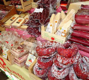 Rundgang über den Wochenmarkt von Limone